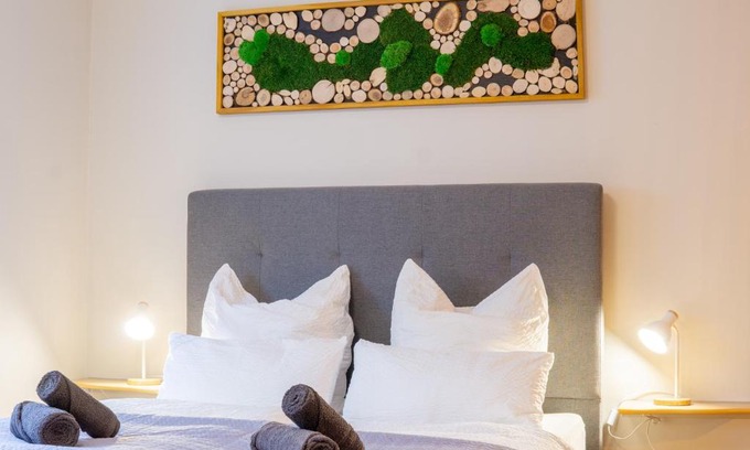 Ilmenau Apartment | Relaxing Retreat at Ferienwohnung Zum Sperberring with Netflix