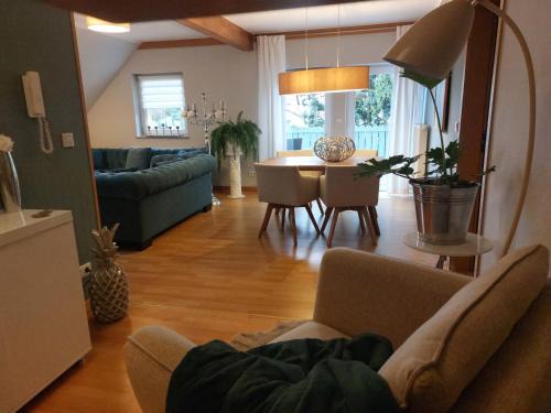 Querfurt Apartment | Guest Rated 9.7: Ferienwohnung zur Himmelsscheibe Retreat