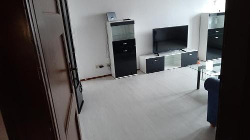 Konstanz Apartment | Cozy FerienwohnungAusblick: Pet-Friendly with Breakfast