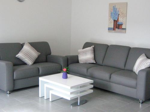 Groemitz Apartment | Comfortable City Stay at Ferienwohnungen Öker - Family Friendly