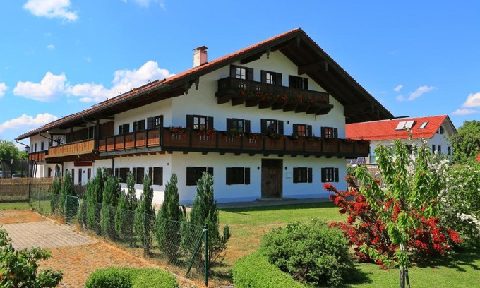 Stephanskirchen Apartment | Discover Gutshof Alpenblick am Simssee: Guest Rated 9.6/10