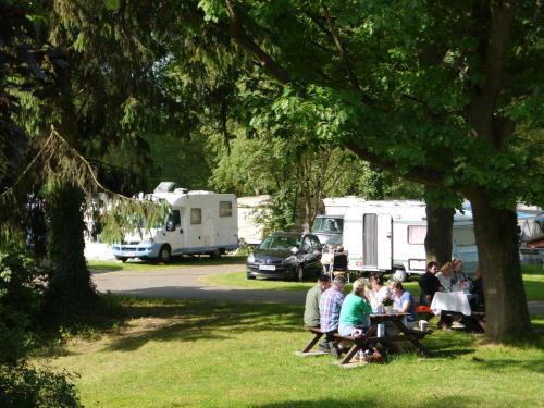 Stammen Apartment | Family-Friendly Ferienwohnungen Near Campingplatz - 8.8/10!