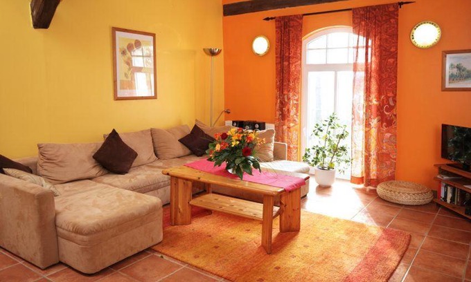 Behren-Luebchin Apartment | Pet-Friendly Getaway at Ferienwohnungen am Schloss Wohnung 4