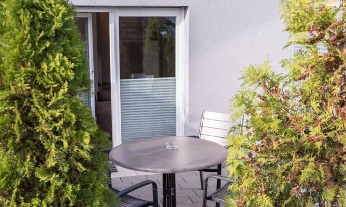Hueckelhoven Apartment | Cozy Apartments with Ocean View - Ferienwohnungen Anke Plöger