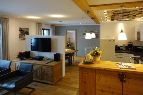 Verwaltungsgemeinschaft Hornergruppe Apartment | Explore Ferienwohnungen Schmidbauer: Family-Friendly Retreat
