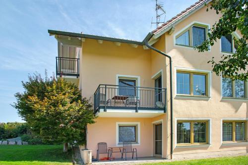Bad Fuessing Apartment | Discover Ferienwohnungen Hackerhof: Family & Pet Friendly Stay