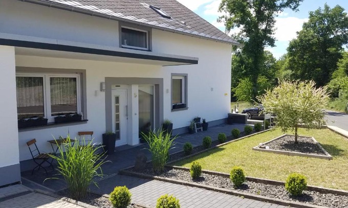 Valwig Apartment | Unforgettable Family Retreat at Ferienwohnung Haus Talblick