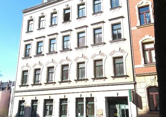 Sonnenberg Apartment | Explore Family-Friendly Stays at Kunstgalerie Charlie & Jenny
