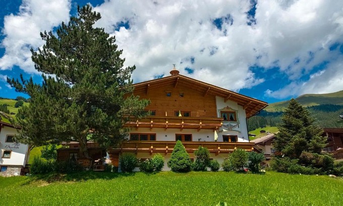 Vorderlanersbach Apartment | Discover Family-Friendly Ferienwohnungen Kirchler with Pets Welcome