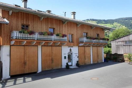 Moosen Apartment | Top-Rated Ferienwohnungen Max Schermer with Family-Friendly Amenities