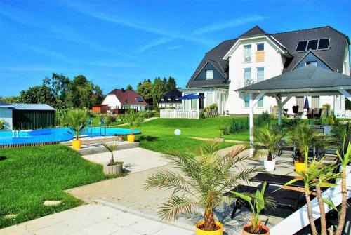 Neppermin Apartment | Child-Friendly Ferienwohnungen Neppermin with Kitchen Access