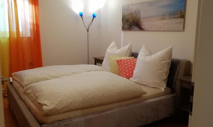 Bayreuth Apartment | Oceanfront Ferienwohnungen with Scenic Panoramablick