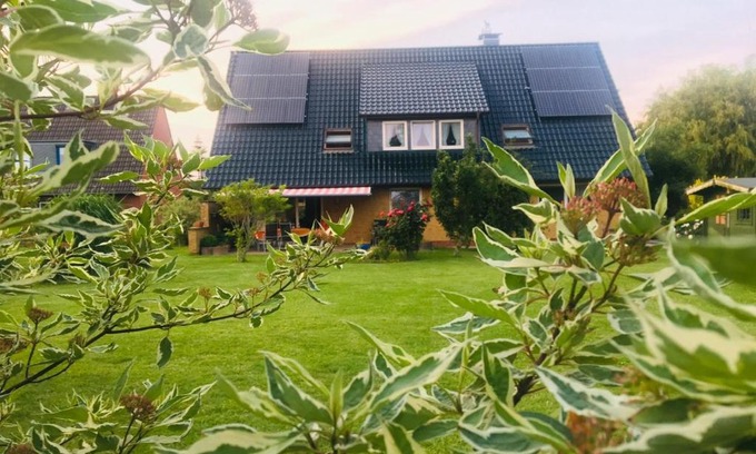 Toenning Apartment | Pet-Friendly Ferienwohnungen Stips with 9.2/10 Guest Rating