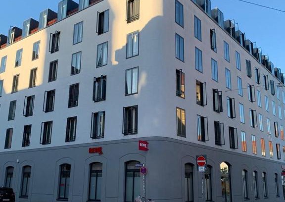 City Centre Regensburg Apartment | Experience Comfort at Ferienwohnungen Wolke - Rated 9.1/10