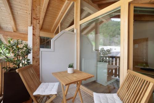 Burgusio Apartment | Kid-Friendly Getaway at Ferienwohnungen Zwick Valmeina