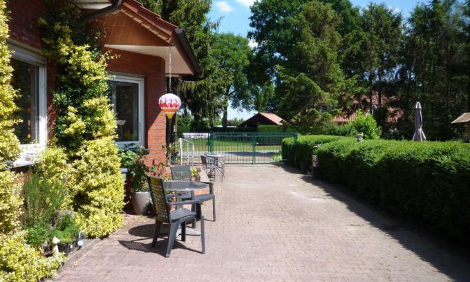 Heede Apartment | Family-Friendly Ferienzimmer Alte Kämpe with Great Reviews