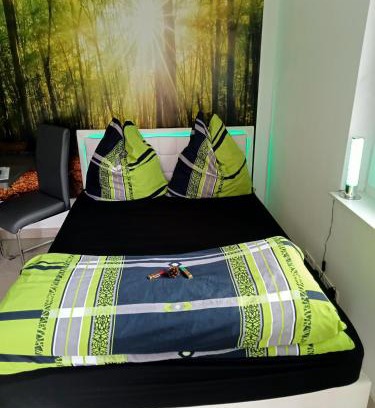 Borkwalde Apartment | Family-Friendly Ferienzimmer Waldzauber with Great Reviews