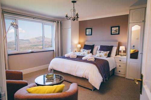 Penrhyndeudraeth Bed & Breakfast | Exceptional Ferlas Bed and Breakfast with Hot Tub & Breakfast
