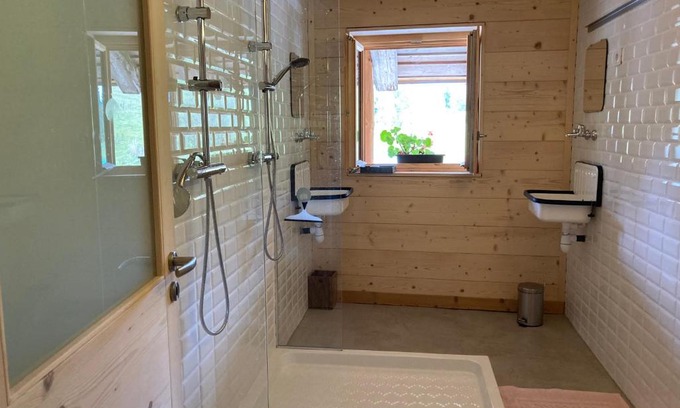Pontarlier House | Pet-Friendly Retreat at Ferme des Moines - Rated 9.1/10