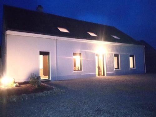 Savigne-lʼEveque House | Revamped Fermette with Expansive Grounds Near Le Mans