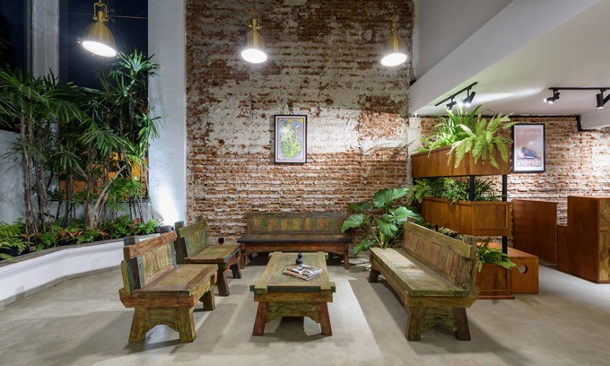 Kurunduwatta Bed & Breakfast | Budget-Friendly Fern Colombo: Family-Ready with Kitchen