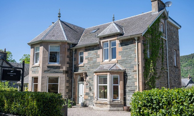 Aberfeldy Cottage | FERNBANK HOUSE, pet friendly, luxury holiday cottage in Aberfeldy