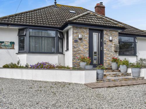 New Forest District House | Pet-Friendly Family Retreat at Ferndale Hotel