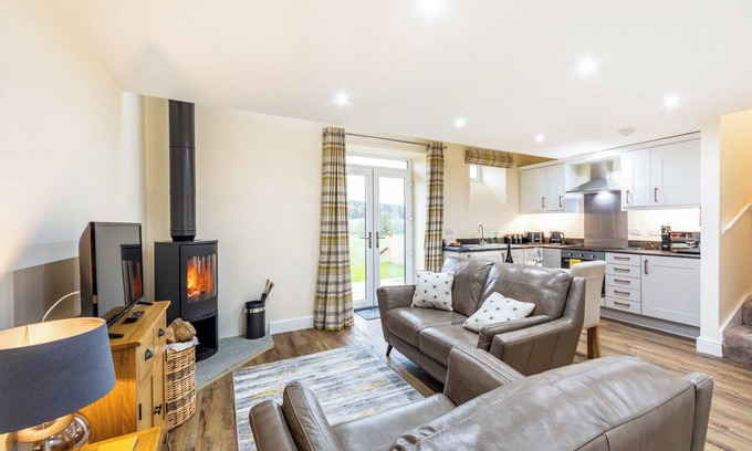 Hexham Cottage | Lake View Retreat: 1 Bedroom in Falstone, Near Kielder