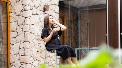 Nakasatsunai House | Ferri Endolph - Family-Friendly Retreat with Hot Tub Access