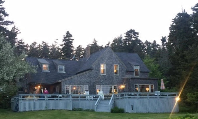 Orrs Island House | Discover Ferris Lodge - Your Ideal Family Getaway