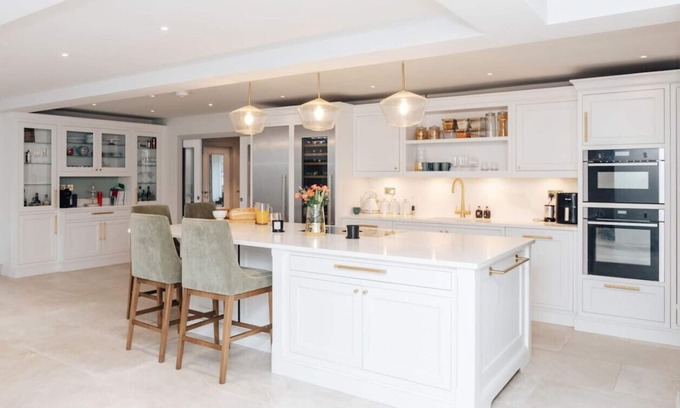 Medmenham House | Ferry House: Ideal Getaway Near Marlow & Henley
