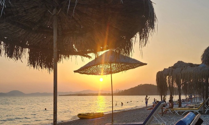 Ciftlik Apartment | Fethiye Çalış Beach Duplex Apartment with Pool & Spa