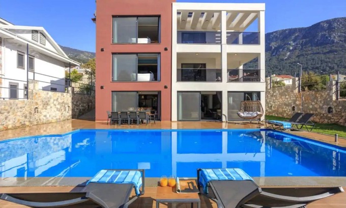 Oludeniz Villa | Experience Oceanfront Elegance at Fethiye Ölüdeniz Villa