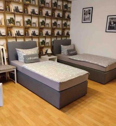 Gotha Apartment | Family-Friendly Fewo 4: Pet Welcome in Comfort