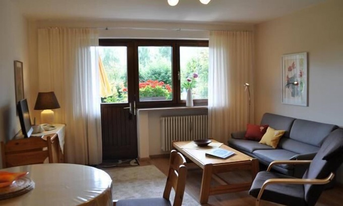 Silberberg Apartment | Cozy Retreat with Garden & Kitchen for Perfect Getaway