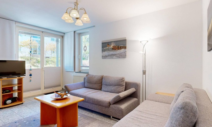 Binz Apartment | Oceanfront FeWo a cappella 01: Perfect for Beach Lovers