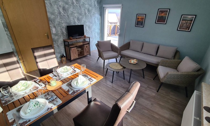 Oker Apartment | Inviting FeWo auf dem Adenberg with Ocean View Amenities