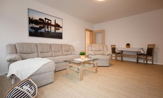Twischkamp Apartment | Explore FeWo Batteriestraße: Guest Rated 8.8/10