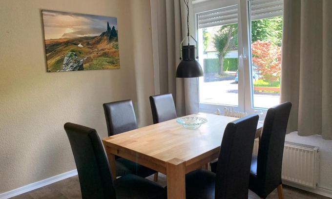 Huesten Apartment | Highly Rated Fewo Becker: Family-Friendly Retreat Awaits