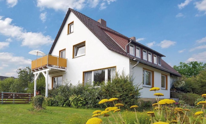 Hessisch Oldendorf Apartment | Pet-Friendly FeWo Blickweite: Family Retreat with Top Reviews