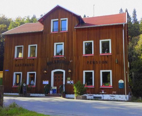 Heeselicht Apartment | Family-Friendly FeWo Bockmühle with Restaurant & Breakfast