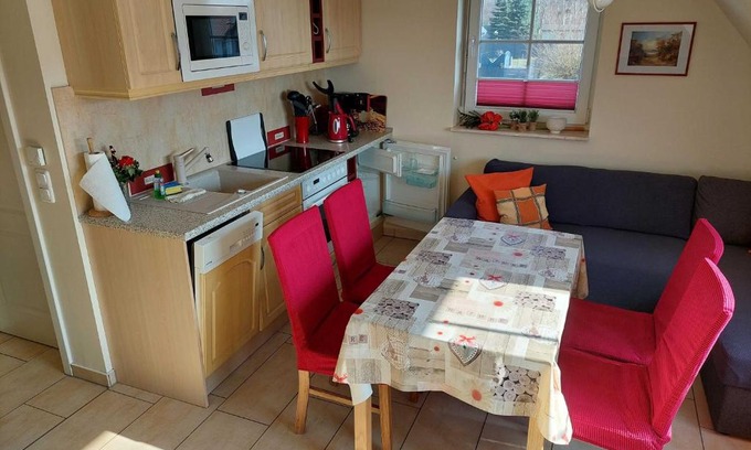 Karlshagen Apartment | Kid-Friendly Retreat at Fewo Dat Ole_ZECH with Great Reviews