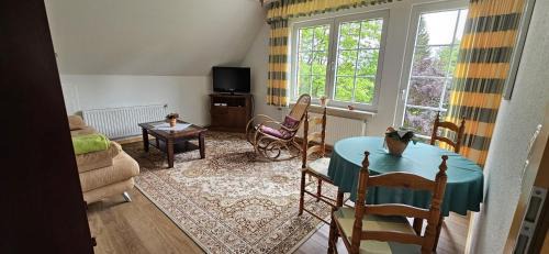 Bockswiese Apartment | Discover Fewo Esche 2: Family and Pet-Friendly Retreat