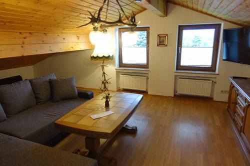 Buching Apartment | Cozy FeWo-Franzi: Family-Friendly Retreat with Great Reviews