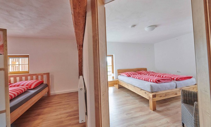 Herlazhofen Apartment | Fewo Grünten im Ferienhof Allgäu bei Leutkirch 160m²