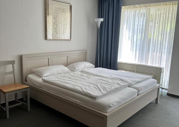 Sundheim Apartment | Discover FeWo Hamel: Family-Friendly Retreat with High Ratings