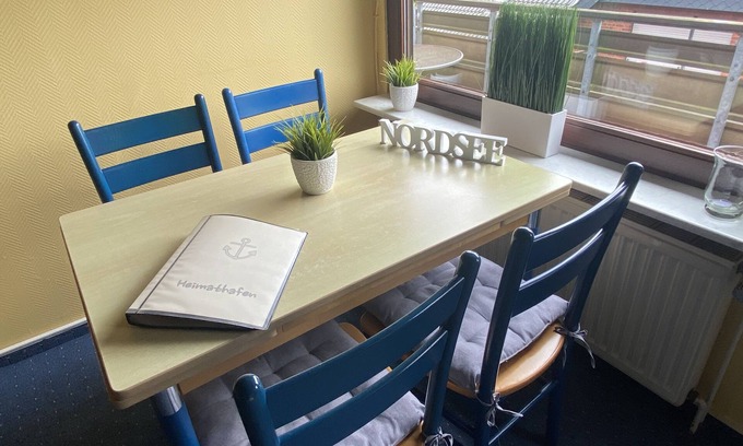 Nordseebad Burhave Apartment | Family-Friendly Fewo Heimathafen with Pool and Spa