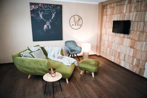 Bleiwasche Apartment | Elegant FeWo Herbst in Villa Waldrand - Pet Friendly Stay