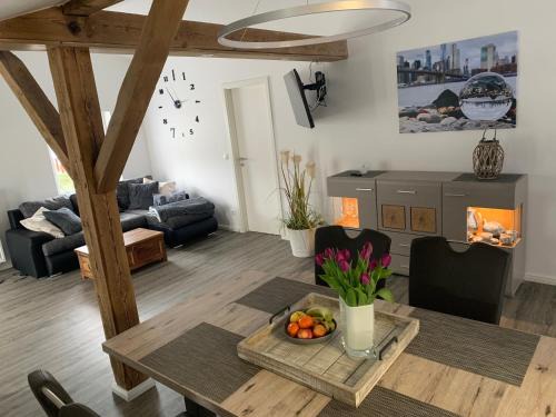 Dahlwitz Apartment | Family-Friendly FEWO Hoppegarten with a 9.5/10 Rating