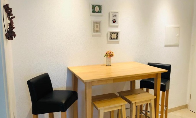 Konstanz Apartment | Family-Friendly FeWo Im Sonnenbuhl with High Guest Ratings